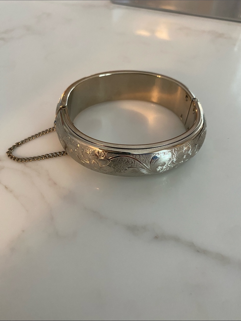 Vintage Silver-Tone Engraved Hinged Bangle Bracelet